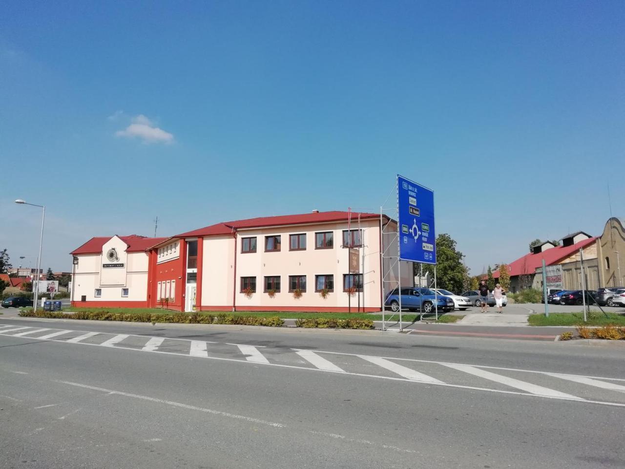 Motorest U Kola Prostejov Exterior photo
